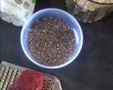 Foto langkah ke 1 dari resep Pinku Overnight Oat Milk Beetroot.