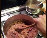 A picture of step 3 of AMIEs "PINOY" Spaghetti SAUCE.