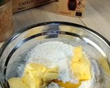 Foto langkah ke 2 dari resep Lemon Saffron Mousse Tart.