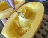 A picture of step 4 of Pesto Spaghetti Squash.