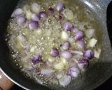 Foto langkah ke 3 dari resep Oseng Bawang Merah & Terong Bulat.