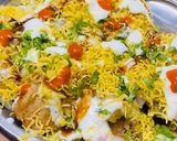 A picture of step 4 of Golgappa chat.