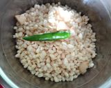 A picture of step 1 of Urad Dal Dahi Phulki / Doi Fuluri.