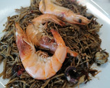 Foto del paso 4 de la receta: 148. Fideuà negra con langostinos