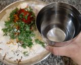 A picture of step 3 of Cabbage paratha.