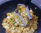 A picture of step 5 of Samosa.