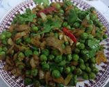 A picture of step 2 of Chatpati Fresh Green Peas chaat.