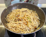 Foto del paso 7 de la receta: Tallarines con ternera