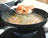 Foto langkah ke 7 dari resep Seafood Saus Padang Devina Hermawan.