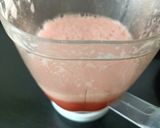 A picture of step 2 of Watermelon Popsicle.