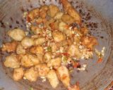 Foto langkah ke 5 dari resep Ayam Cabe Garam.