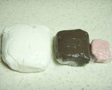 A picture of step 3 of Chilled Dessert "Doggie Mochi Balls in Anko Soup".