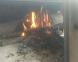 Foto del paso 1 de la receta: Sábalo despinado ahumado en horno de barro con papines rústicos