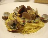 A picture of step 22 of Authentic Vongole Bianco Clam Pasta.