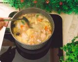 Foto langkah ke 5 dari resep Sup Ayam Rempah.