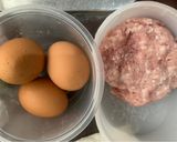 รูปขั้นตอนการทำที่ 1 ของ 🥚 ไข่เจียวหมูสับ สูตรคุณแม่ 👩👧
