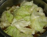 A picture of step 3 of Simmered Cabbage and Aburaage.