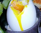 A picture of step 5 of Mike's Soft Boiled Eggs.