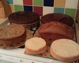 A picture of step 1 of Vickys 'FROZEN' Cake - Decoration Idea.