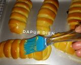 Foto langkah ke 7 dari resep Roti Isi Pisang Coklat.