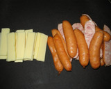 A picture of step 1 of Easy Spring Rolls with Cheese and Wieners.