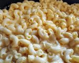 A picture of step 11 of Charlie's Wicked Mac & Cheese.