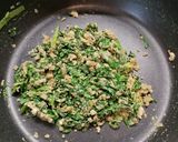 Gluténmentes spenótfőzelék recept fázis 3 fotója