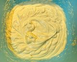 صورة لخطوة 6 من وصفة كيك المانجا والكريمه 🥭