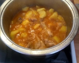 Foto del paso 4 de la receta: Pollo estofado con patatas