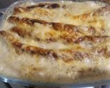 Фото кроку 3 до Макарони з вершковим соусом та часниковими ковбасками.