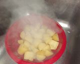 A picture of step 6 of Stoemp. Belgians national favourite. Very cheap and adaptable!.