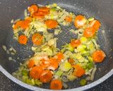 Foto del paso 1 de la receta: Porrusalda con bacalao y corona de puerro