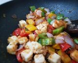 A picture of step 6 of Dry chilli paneer.