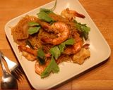 รูปขั้นตอนการทำที่ 6 ของ กุ้งอบวุ้นเส้น หม้อหุงข้าวไฟฟ้าใบเดียวอยู่
