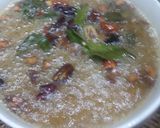 A picture of step 6 of Sabut masoor ki daal tarkay kay sath.