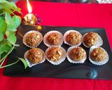 A picture of step 5 of Oats jaggery ladoo.