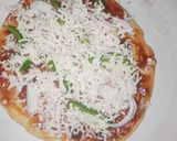 A picture of step 6 of Veg cheese pizza.