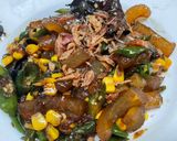 Foto langkah ke 4 dari resep Kikil Tiram Kecap Cabe Hijau.