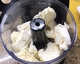 Foto del paso 2 de la receta: Pizza con base de coliflor saludable