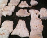 Foto del paso 3 de la receta: Bocaditos de merluza con salteado Mediterráneo