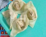 A picture of step 2 of Chicken Wonton.