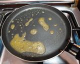 Foto langkah ke 3 dari resep (Recook) Roti Goreng Sosis.