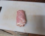 Foto del paso 2 de la receta Rollitos de cerdo con papas fritas y salsa a la pimienta