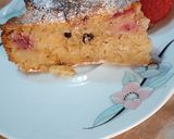A picture of step 5 of Strawberry Cake with Almond Flour and Chocolate Chips.