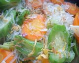 Foto langkah ke 4 dari resep Sayur gambas wortel dan bihun.