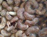 A picture of step 1 of Raw Cashew Curry.
