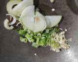 Foto langkah ke 3 dari resep Tomato ramen/Ramen kuah tomat/Mi kuah tomat.