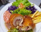 Foto langkah ke 3 dari resep Chicken cordon bleu.