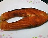 A picture of step 2 of Salmon Rice Top Sesame Seeds.