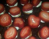 A picture of step 5 of Cheesecake Spinners.